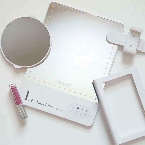 Riki Loves Riki Other - Riki Skinny Mirror